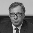 Петр Авен